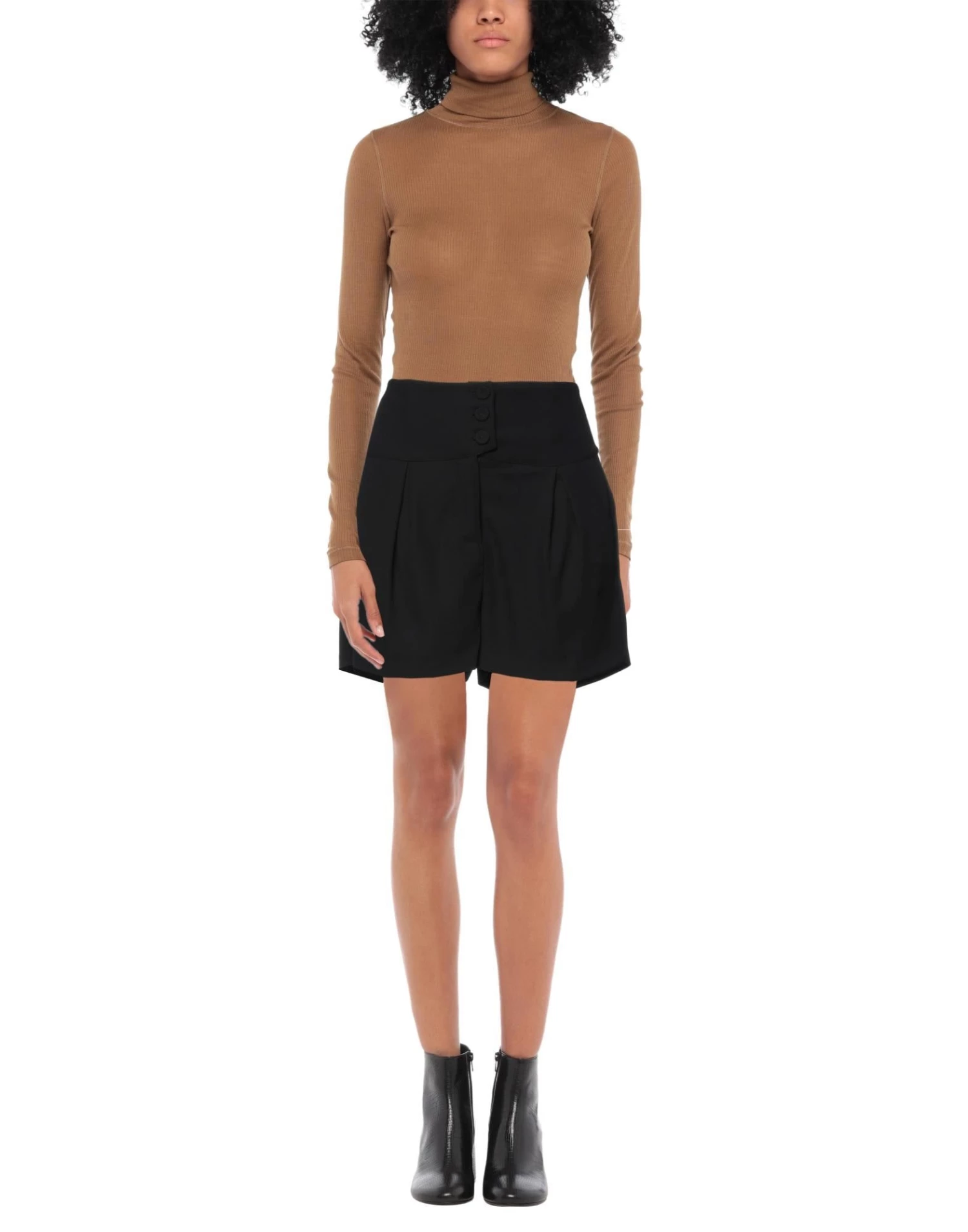 MARC ELLIS Shorts & Bermuda For Women Black - Image 2